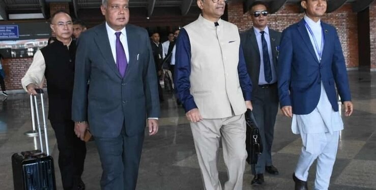 भारतीय विदेश सचिव मिश्री काठमाडौंमा, प्रधानमन्त्री ओलीलाई भारत भ्रमणको निम्ता हस्तान्तरण गर्ने