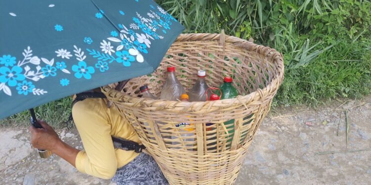 ललितपुरमा जटिल बन्दै खानेपानीको समस्या, स्थानीयका गुनासैगुनासा