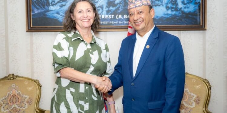 ऊर्जामन्त्री खड्कासँग अष्ट्रेलियाली राजदूतको शिष्टाचार भेट