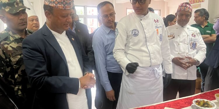 सिंहदरबारमा भोजनलिपि स्वादद्वारा दश परिकारको प्रदर्शन