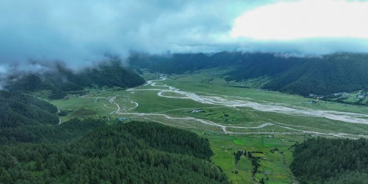 आहा ! मनै रमाउने ढोरपाटन आरक्ष (फोटो फिचर)