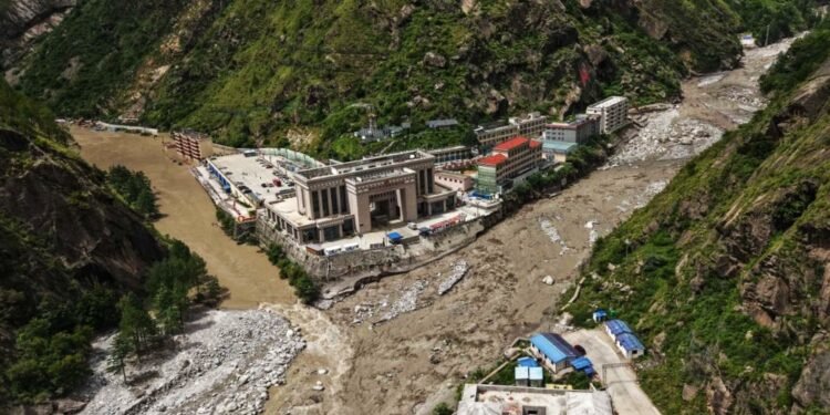 रसुवा बाढी : बीमा दावी ९८ करोड ५९ लाख