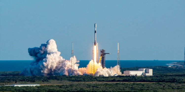 स्पेसएक्सद्वारा स्टारशिप रकेटको दशौं परीक्षण उडान सफलतापूर्वक सम्पन्न