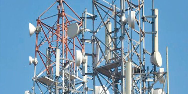 डेढ वर्षदेखि सञ्चारविहीन छन् कफलकोटवासी