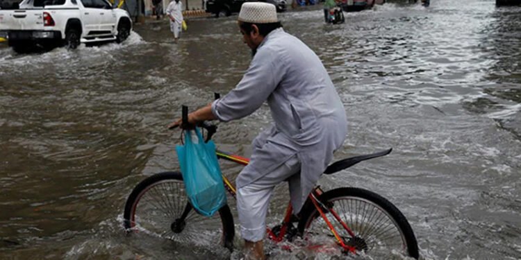 पाकिस्तानमा विपद्जन्य घटनामा तीन दिनमा ३१३ जनाको मृत्यु