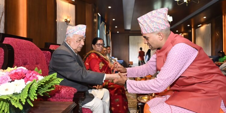 राष्ट्रपतिबाट रक्षाबन्धन ग्रहण