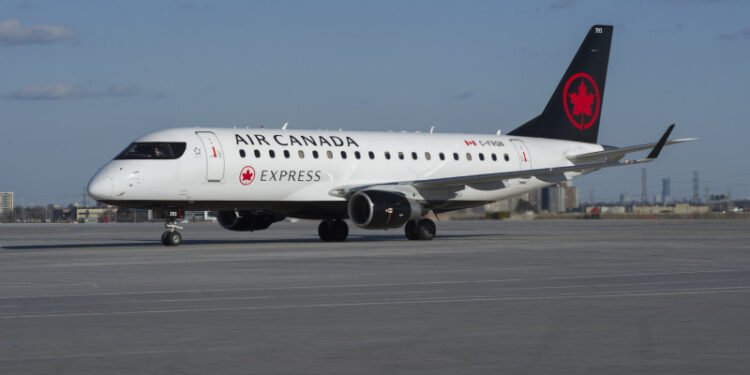 एयर क्यानडाका उडान सहायकहरूको हडतालले सम्पूर्ण सेवा ठप्प, यात्रुहरू प्रभावित
