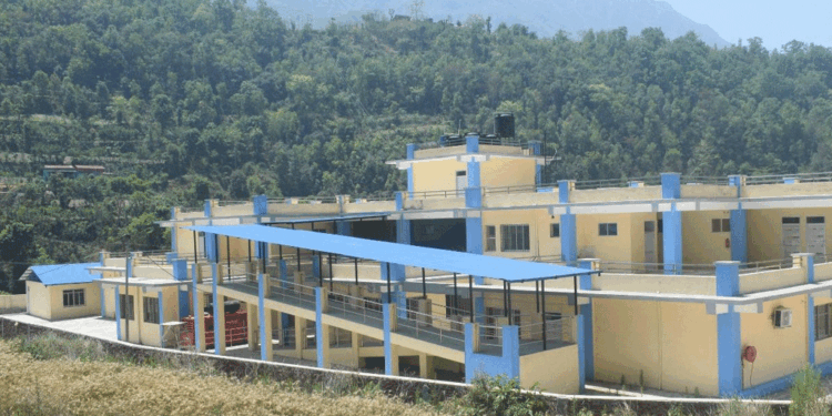 अस्पताल सञ्चालनको पर्खाइमा चन्द्रकोटवासी