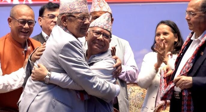 वामदेव भित्रिएपछि माधव नेपालको पार्टीमा भाँडभैलो