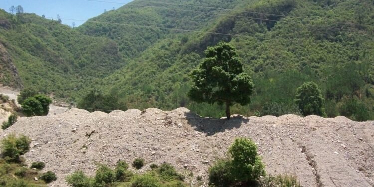 चुरे काछवासीलाई बर्खे भेलले सास्ती