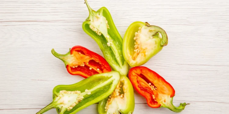 मानिसलाई पिरो किन स्वाद लाग्छ ?