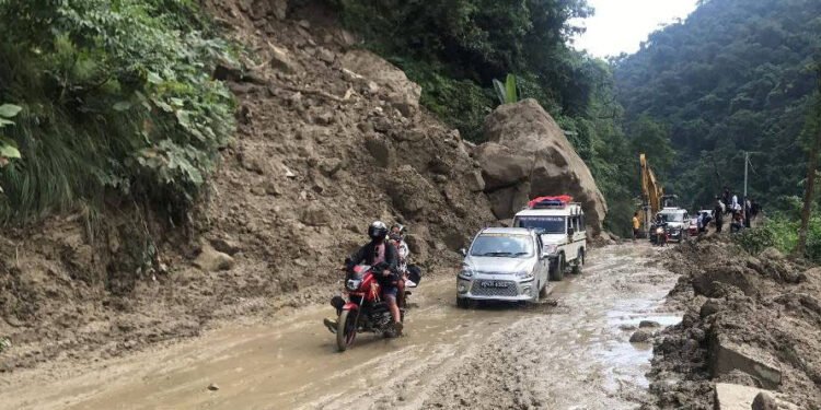 हेटौँडा-काठमाडौँ सडक पूर्ण रूपमा सञ्चालनमा
