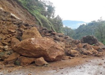 पहिरोका कारण कालीगण्डकी करिडोरसहित विभिन्न सडकमा आवतजावत रोकियो