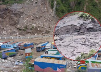 पहिरोले कोदारी राजमार्ग अवरुद्ध : ६०० कन्टेनर सीमापारि