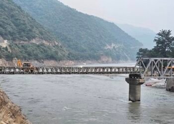 नेपाली सेनाद्वारा खुर्कोटको बेलीब्रिज मर्मत सुरु
