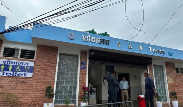 ‘स्मार्ट’ शौचालयमा स्नान र स्तनपान कक्ष !
