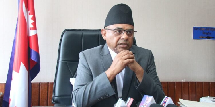 भूमिमन्त्री सिन्हाले गरे पदभार ग्रहण: भू-उपयोग नियमावली संशोधन गर्ने निर्णय