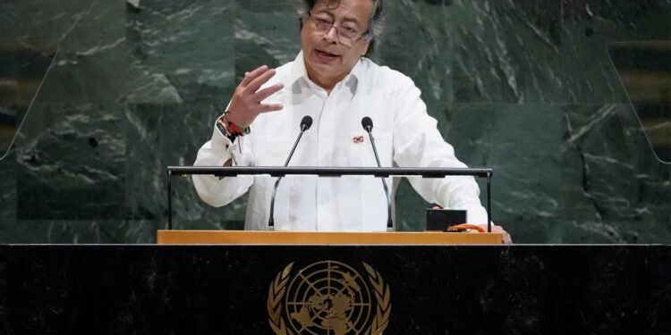 अमेरिकासँगको तनाव चुलियोः कोलम्बियाका राष्ट्रपति पेट्रोको भिसा रद्द