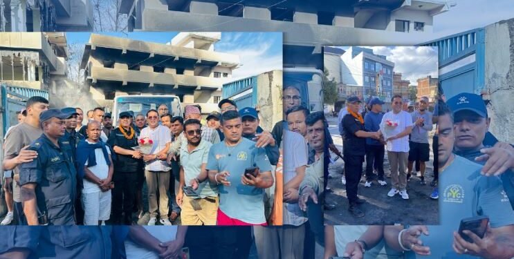 आन्दोलनबीच ललितपुरमा फरक दृश्य : स्थानीयले फूलमालासहित प्रहरीको स्वागत