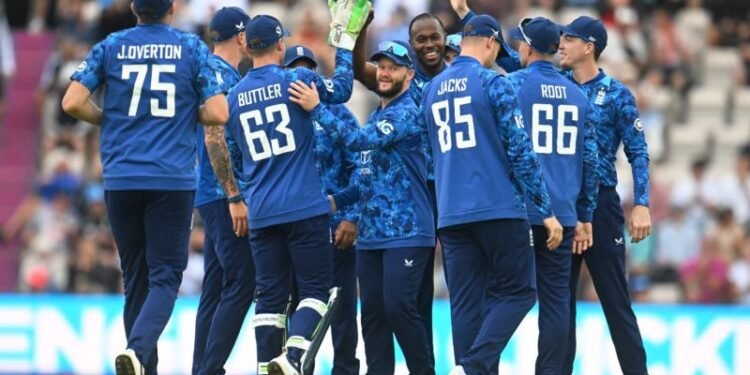 इङ्ल्याण्डसँगको एक दिवसीय क्रिकेटमा दक्षिण अफ्रिकाको लज्जाजनक हार