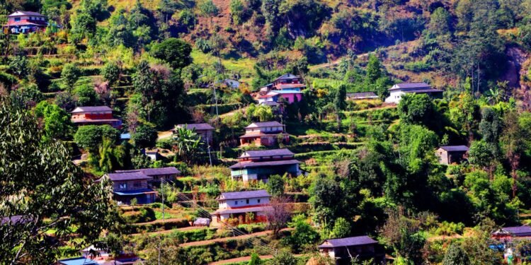 सुनसान ‘कर्लिम गाउँ’