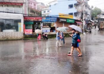 काठमाडौँ उपत्यका सहित देशभरको जनजीवन क्रमशः सामान्य बन्दै
