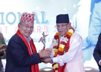 ललितपुर महानगरपालिकाका प्रमुख चिरीबाबु महर्जनलाई ‘एक्सिलेन्स अर्वान गभर्नेन्स अवार्ड’