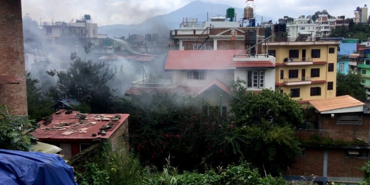 पोखराका अधिकांश कार्यालयमा तोडफोड तथा आगजनी