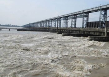 कोशी ब्यारेजको ३१ ढोका खोलियो