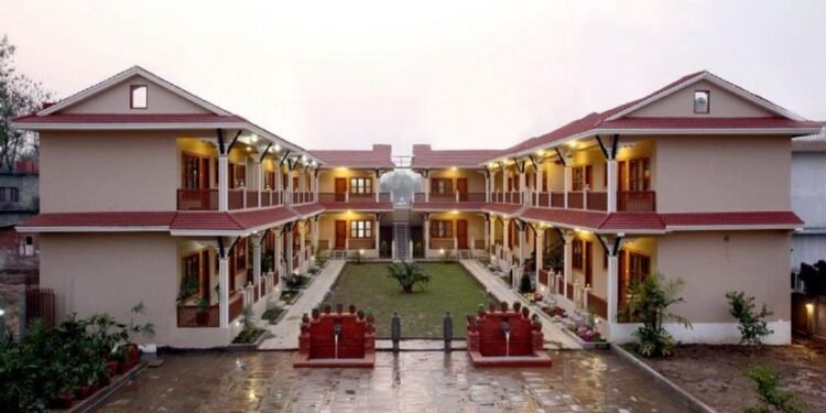 पर्यटकीय याममा सौराहाका होटलमा बुकिङ रद्द