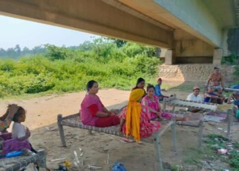 दसैँले छोएन वनहराका भूमिहीनलाई