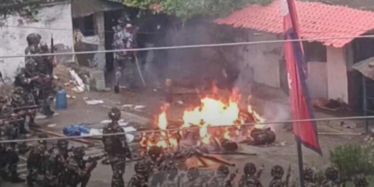 बाँके जेलमा कैदीबन्दीले लगाए आगो, सेनाले गर्‍यो हस्तक्षेप