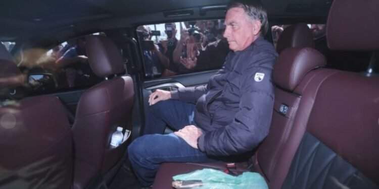 ब्राजिलका पूर्व राष्ट्रपति बोल्सोनारो दोषी ठहर, २७ वर्षको जेल सजाय