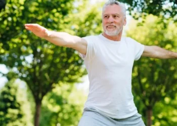 ५० वर्ष पार गरेका व्यक्तिहरूका लागि खुसीको खबर: मस्तिष्क स्वस्थ राख्न शौकहरू अपनाउनुहोस्