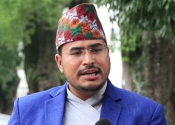 सामाजिक सञ्जालबारे सञ्चारमन्त्री गुरुङले झुट बोलेको आरोप
