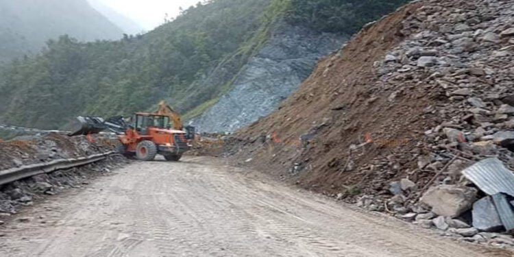 मुग्लिन–नारायणगढ सडक आज दिउँसो दुई घण्टा पूर्णरूपमा बन्द हुने