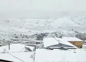 बाक्लो हिमपातले खुम्बुको जनजीवन प्रभावित