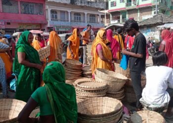 छठपर्व नजिकिँदा बाँसका सामानको माग बढ्यो