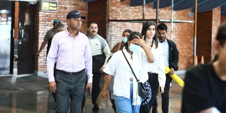 विपिन जोशीको परिवार काठमाडौं फर्कियो, शव ल्याउने प्रक्रिया जारी