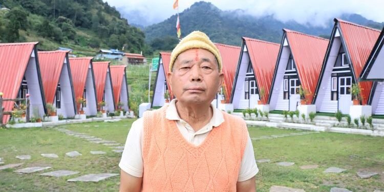 बजार झरेका सन्तानलाई गाउँ फर्काउने बलबहादुरको जुक्ती