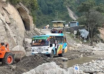 बिपी राजमार्ग शनिबार बिहानदेखि सवारी खुलाइने