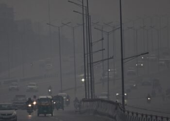 दिल्लीको घातक प्रदूषणसँग जुध्न भारतद्वारा पहिलो क्लाउड सिडिङ परीक्षण, कृत्रिम वर्षाको तयारी