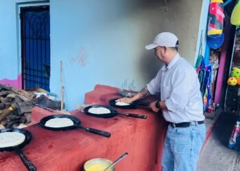 आयातित प्रसाद रोक्न ‘रोट’ बनाइँदै