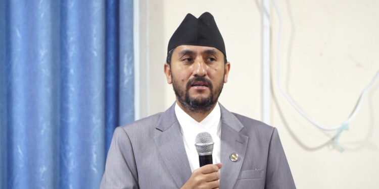 हुलाकको आवश्यकता र सार्थकता मरेको छैन : मन्त्री खरेल