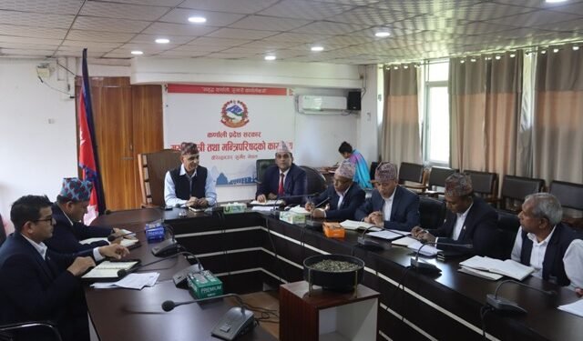 जनताको विश्वास जित्नुस्ः मुख्यमन्त्री कँडेल