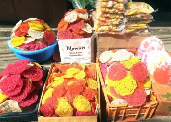 तिहारलाई झिनियाँ बेचेर मनग्य आम्दानी