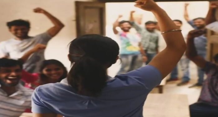 चार सुपरस्टारको श्रीमती बनिन्, करोडौं रुपैयाँ कमाइन्