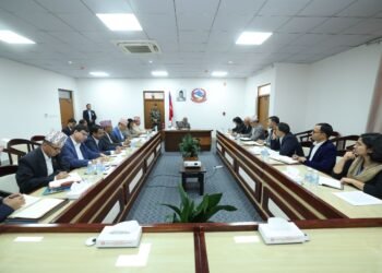 प्रधानमन्त्री कार्कीसँग निर्वाचन आयोगका पदाधिकारीको छलफल