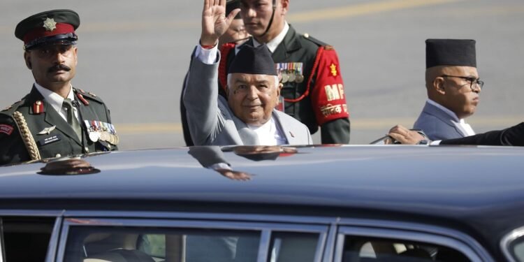 राष्ट्रपति पौडेल कतार प्रस्थान (तस्बिरहरू)