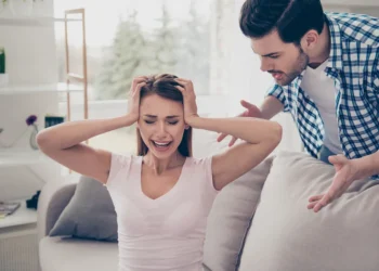 श्रीमान रिसाउने र जिद्दी हुनुहुन्छ? यी सरल उपाय अपनाउनुहोस्